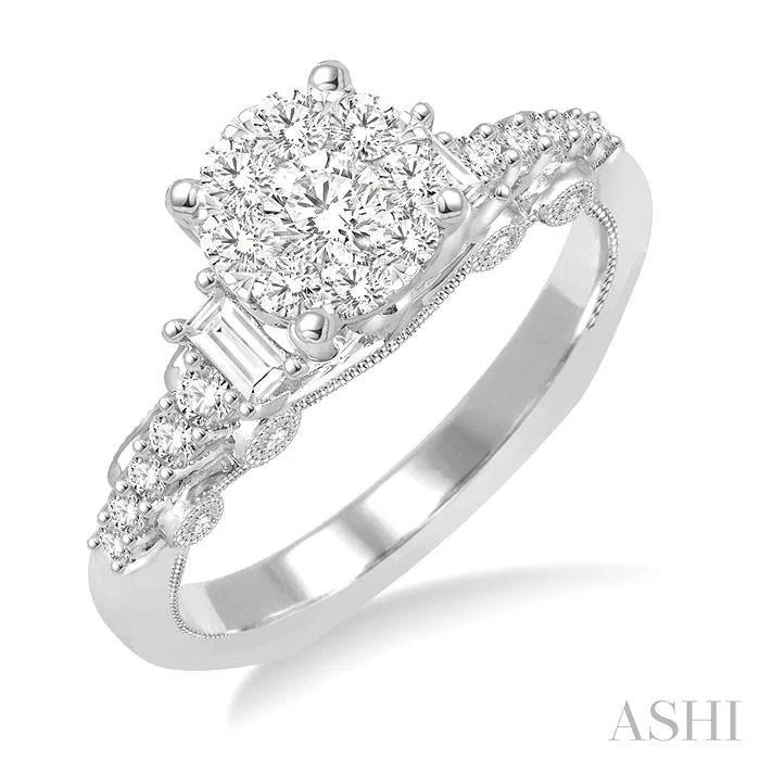 ROUND SHAPE LOVEBRIGHT DIAMOND ENGAGEMENT RING