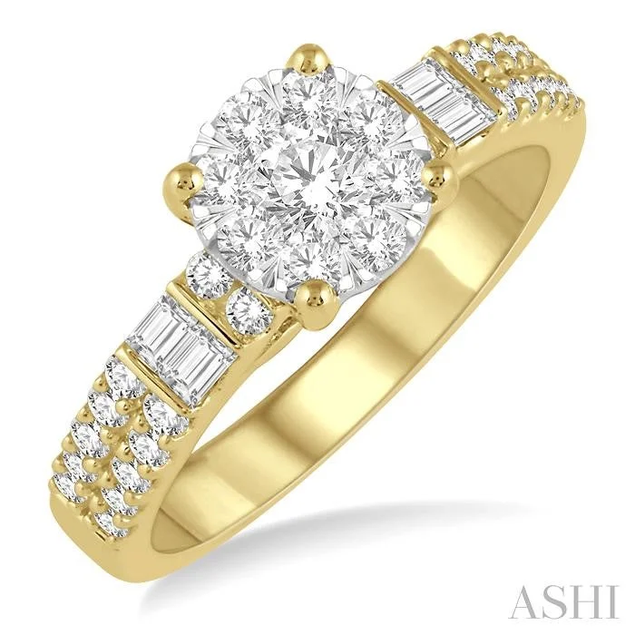 ROUND SHAPE LOVEBRIGHT DIAMOND RING