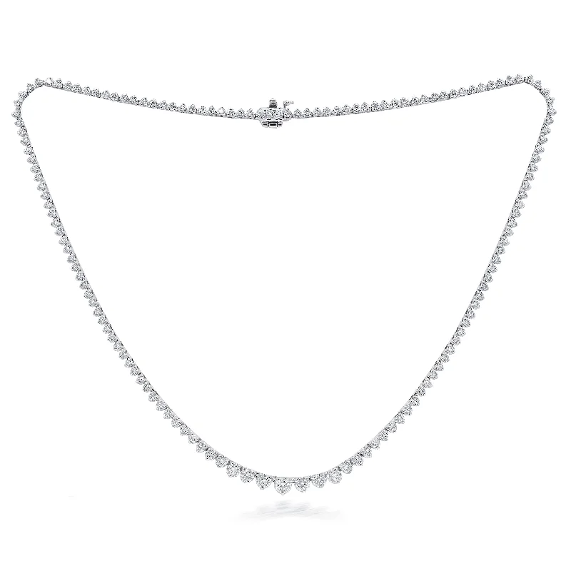 14K White Gold 6.50cts. Diamond Graduated Tennis Necklace