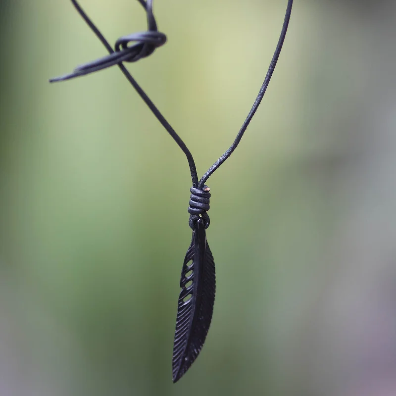 Men's Crow Feather Totem Buffalo Horn Necklace