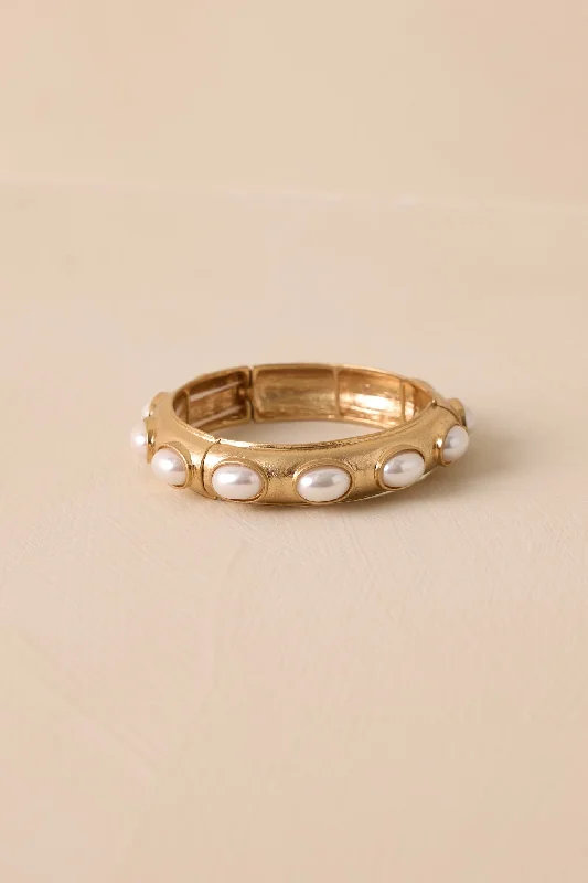 Radiant Row Worn Gold Pearl Bracelet