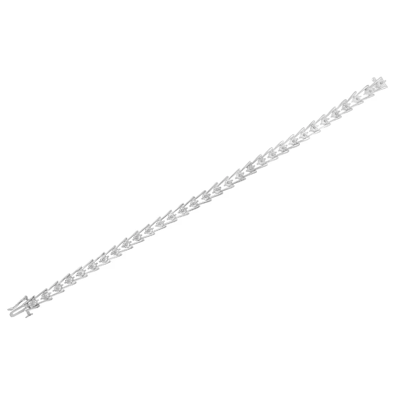 Sterling Silver 1/4ct. TDW Diamond Link Bracelet